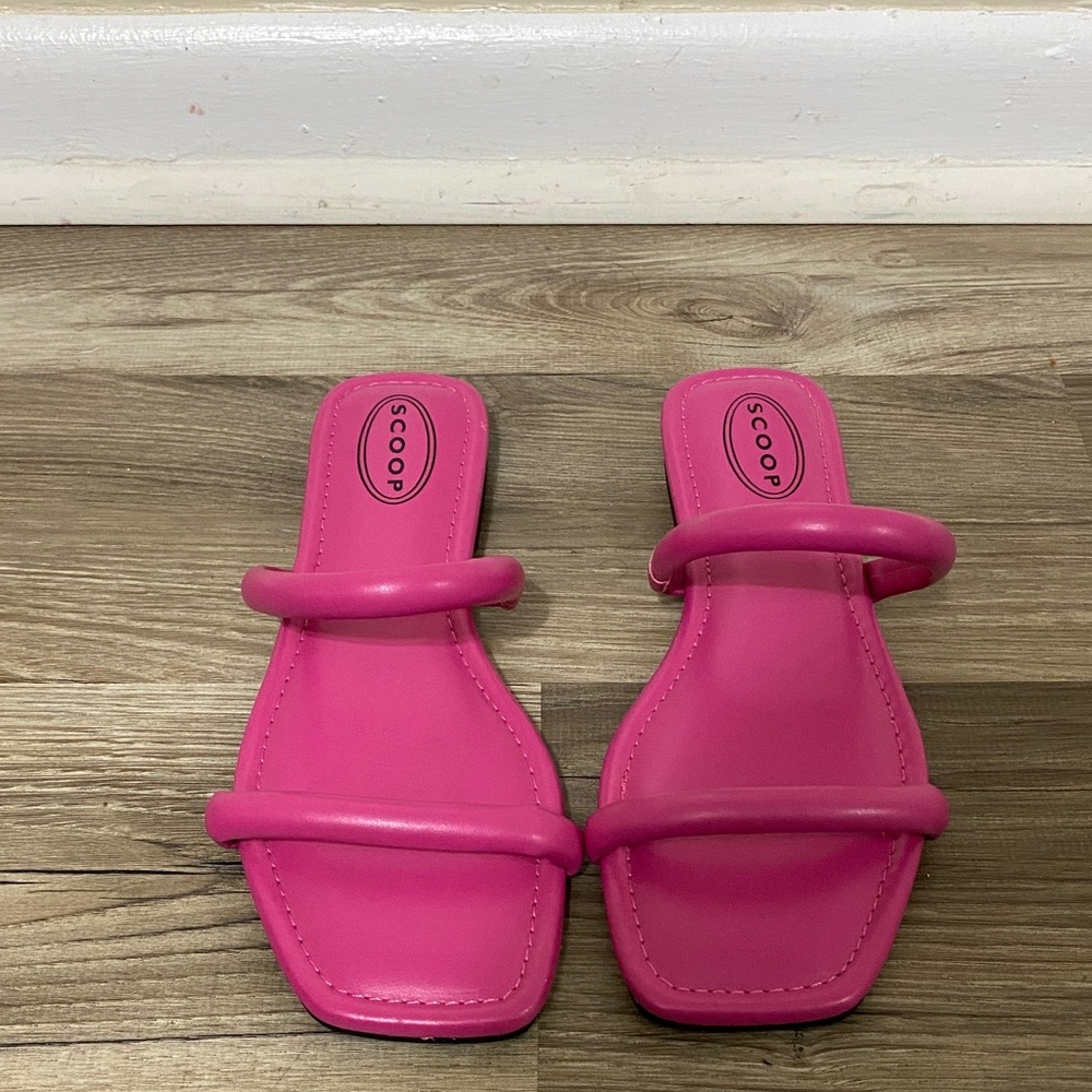 Scoop Women's Vibrant Pink Double Strap Sandals